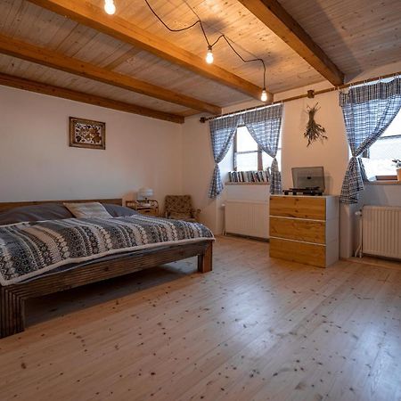 Prizemi Vesnicke Usedlosti - Cozy Village Homestead Vidov Ngoại thất bức ảnh
